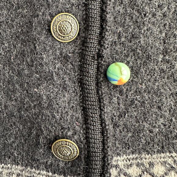 Tally Ho VTG 100% Boiled Wool Geometric Metal Button Gray Red Jacket Sweater XL - Picture 10 of 10